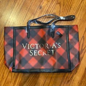 Brand new w/tags Victoria Secret bag 2021